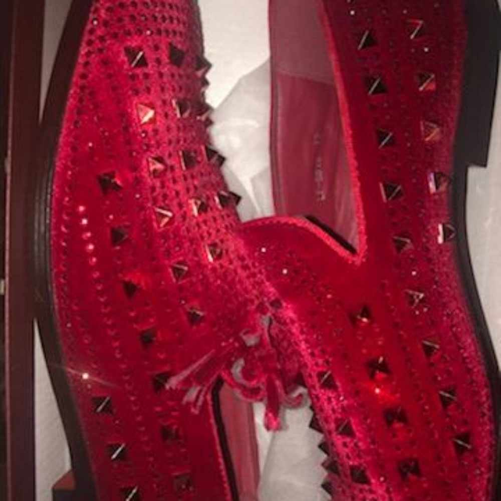Men reds loafers